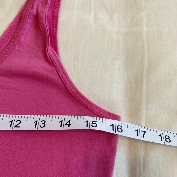 3 for 30 ~Lilly Pulitzer Barbie Pink Tank Top M - Picture 4 of 5